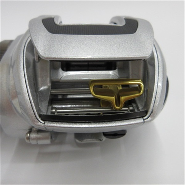 １１Ｔ３１０１６Ｈ　ＴＷ